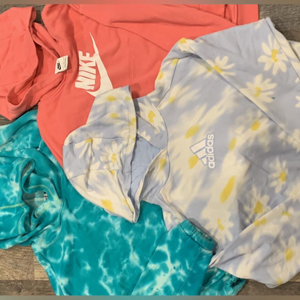 Pack of 3 girls sweatshirts